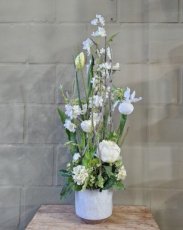JA18 Zijden bloemstuk hoog wit